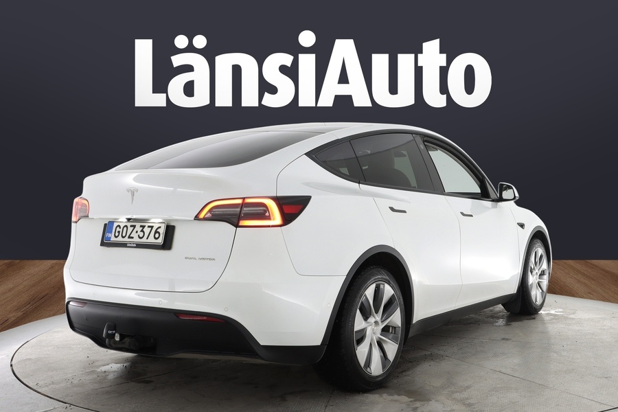 Tesla Model Y vaihtoauto