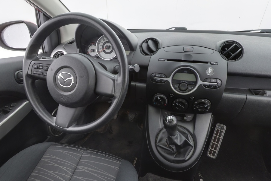 Mazda 2 vaihtoauto