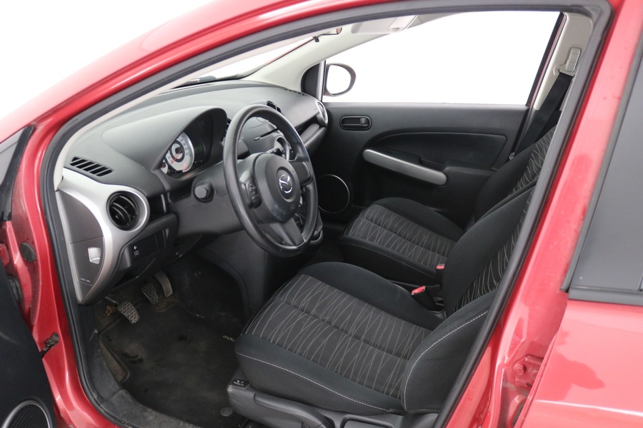 Mazda 2 vaihtoauto