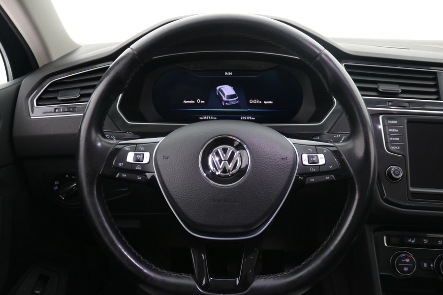 Volkswagen Tiguan vaihtoauto