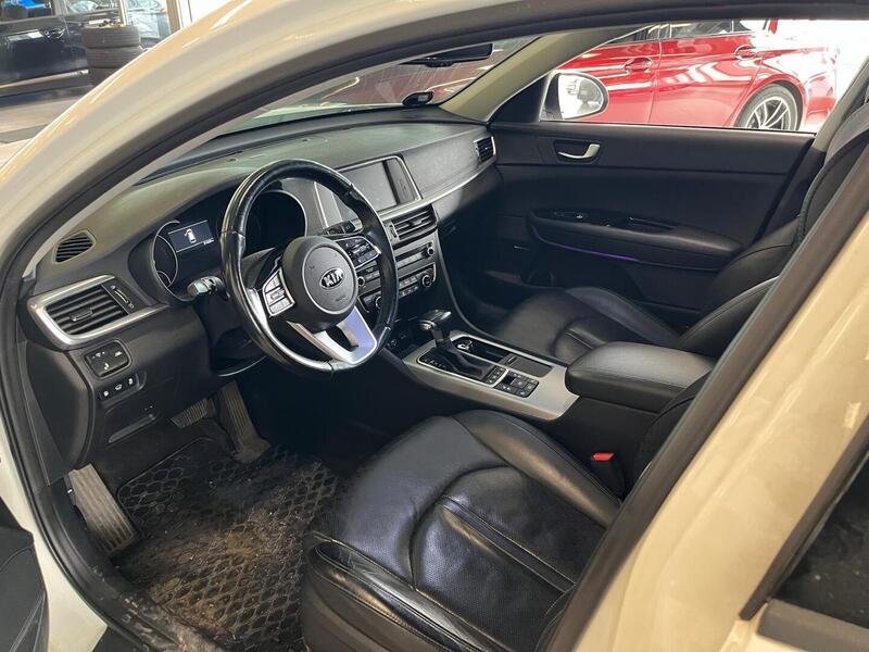 Kia Optima vaihtoauto