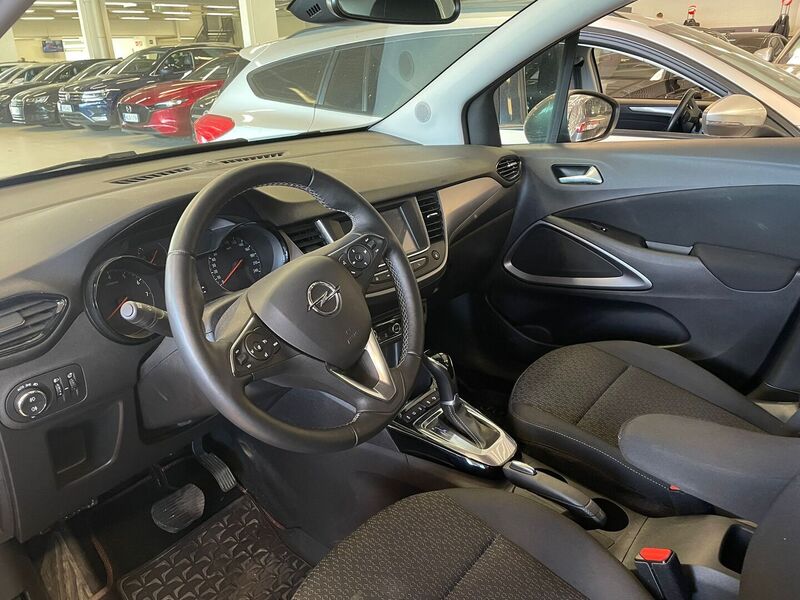 Opel Crossland X vaihtoauto