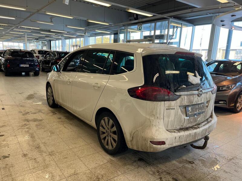 Opel Zafira vaihtoauto