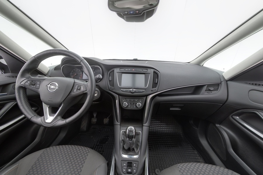 Opel Zafira vaihtoauto