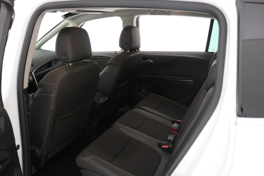 Opel Zafira vaihtoauto