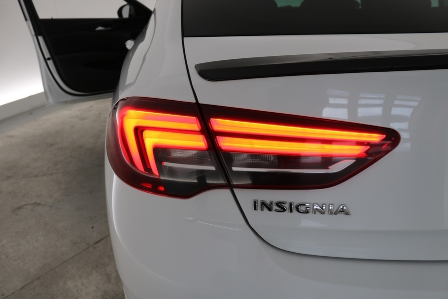 Opel Insignia vaihtoauto