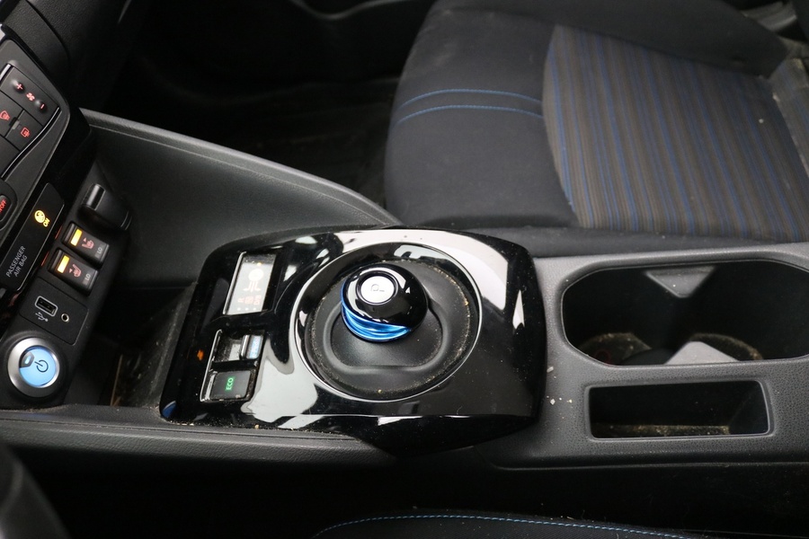 Nissan Leaf vaihtoauto