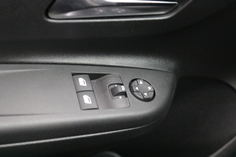 Opel Corsa vaihtoauto