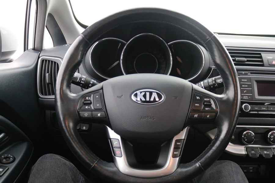 Kia Rio vaihtoauto
