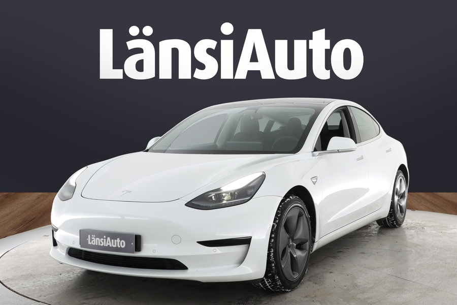 Tesla Model 3 vaihtoauto