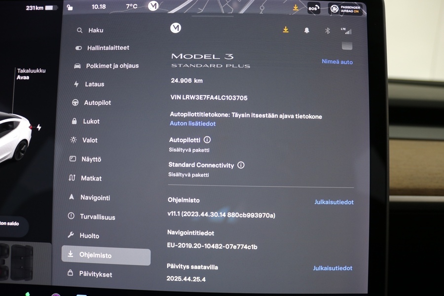 Tesla Model 3 vaihtoauto