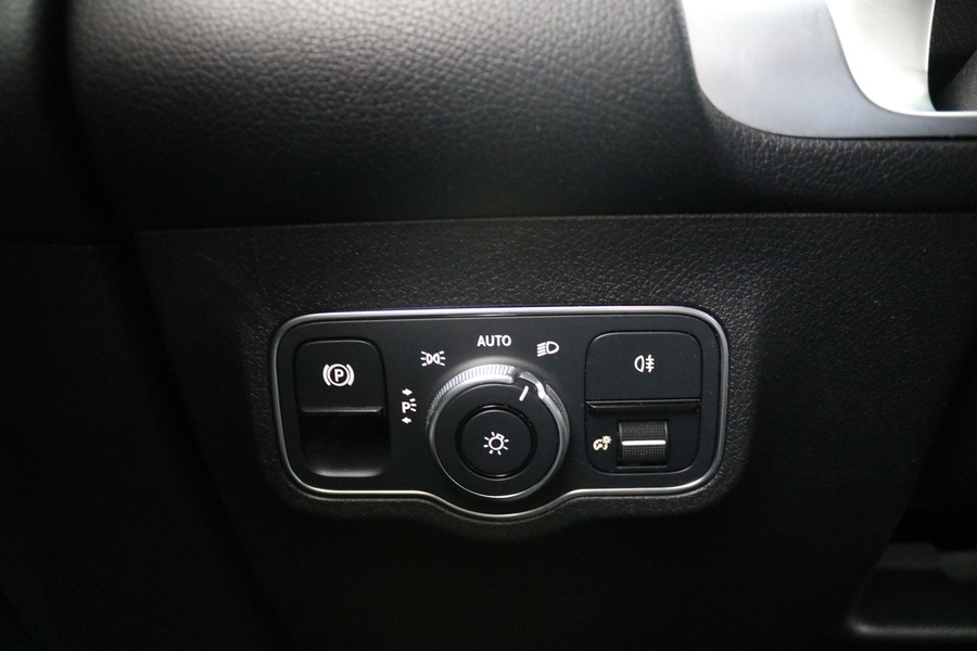 Mercedes-Benz GLB vaihtoauto