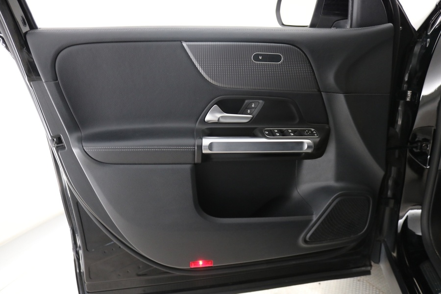 Mercedes-Benz GLB vaihtoauto