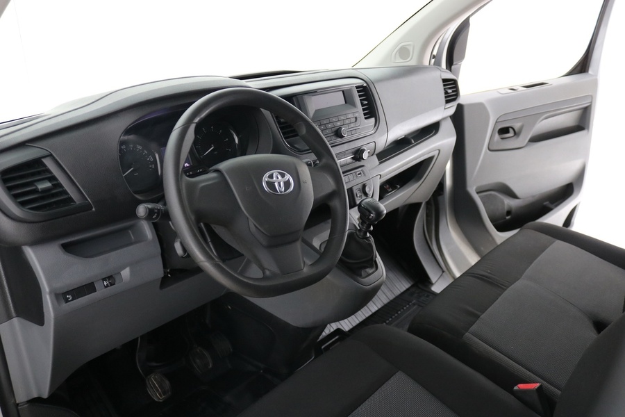 Toyota Proace Verso vaihtoauto