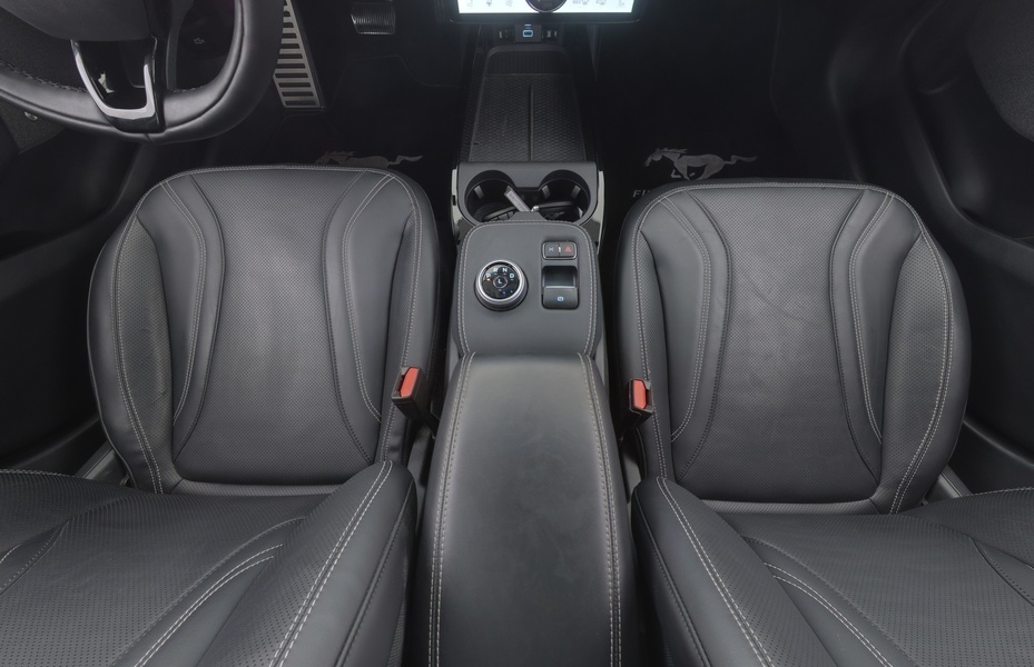 Ford USA Mustang vaihtoauto