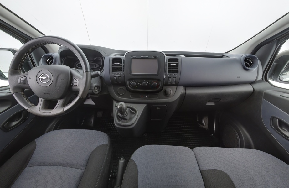 Opel Vivaro vaihtoauto
