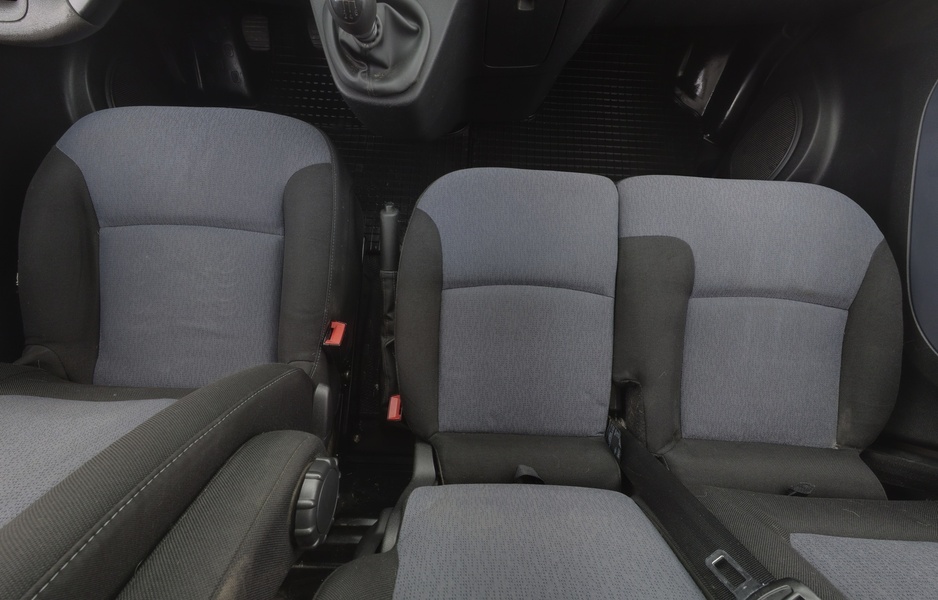 Opel Vivaro vaihtoauto