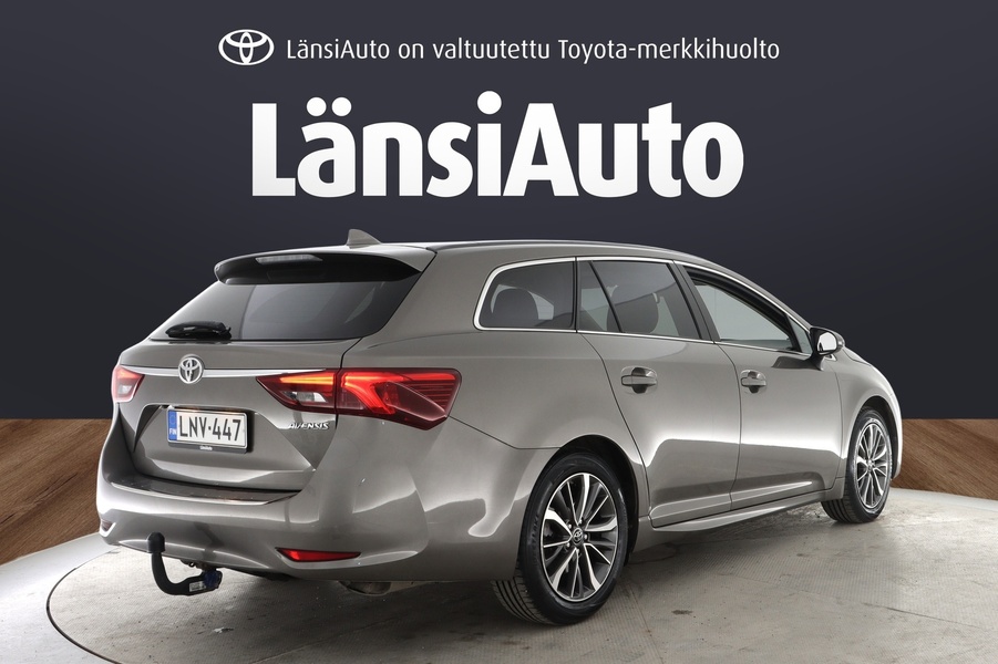 Toyota Avensis vaihtoauto