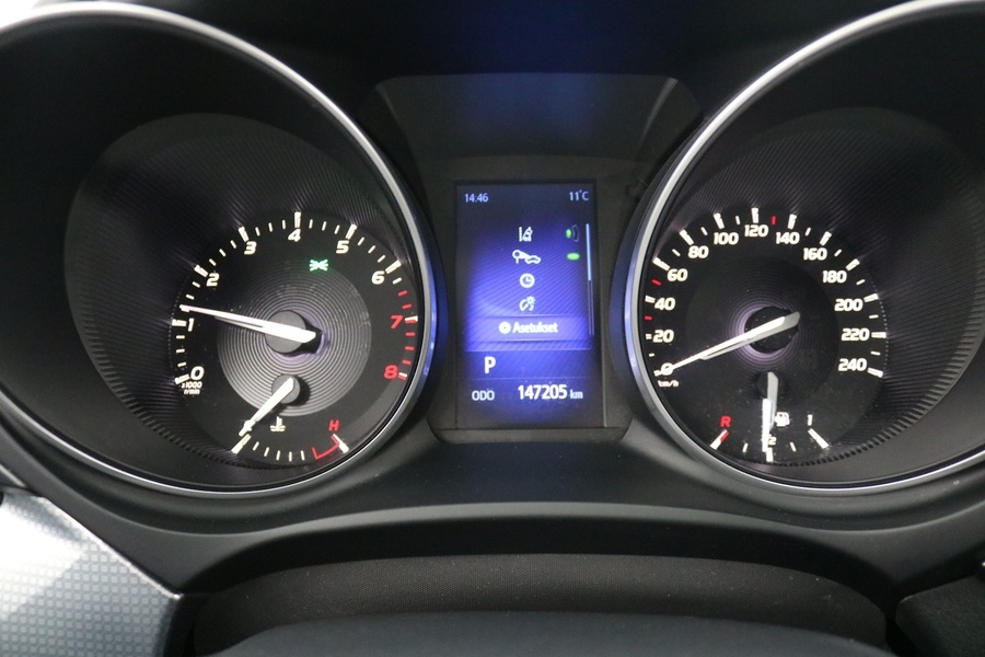 Toyota Avensis vaihtoauto