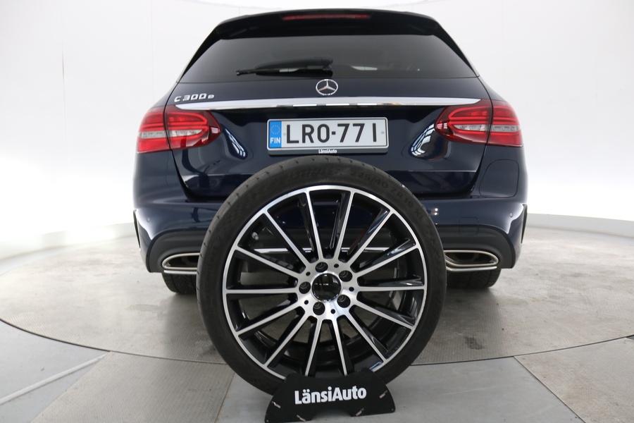 Mercedes-Benz C vaihtoauto