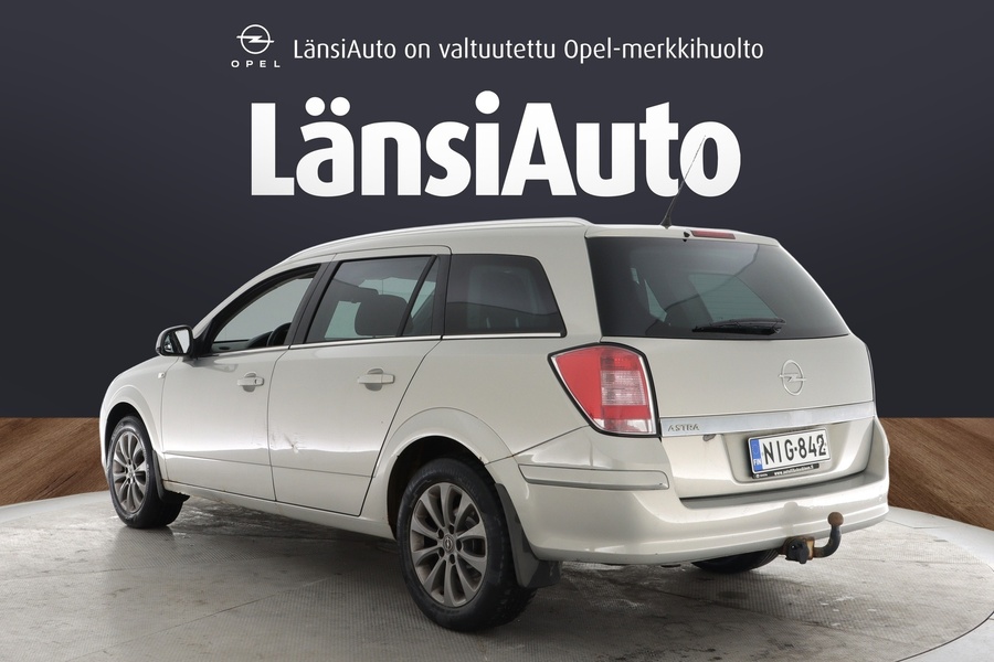 Opel Astra vaihtoauto