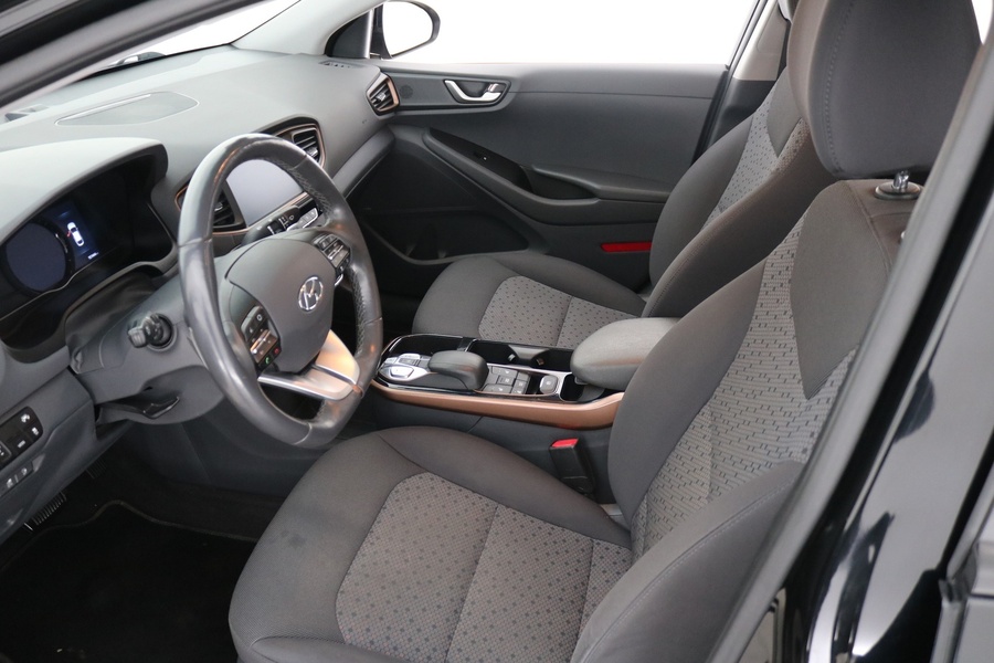 Hyundai IONIQ electric vaihtoauto