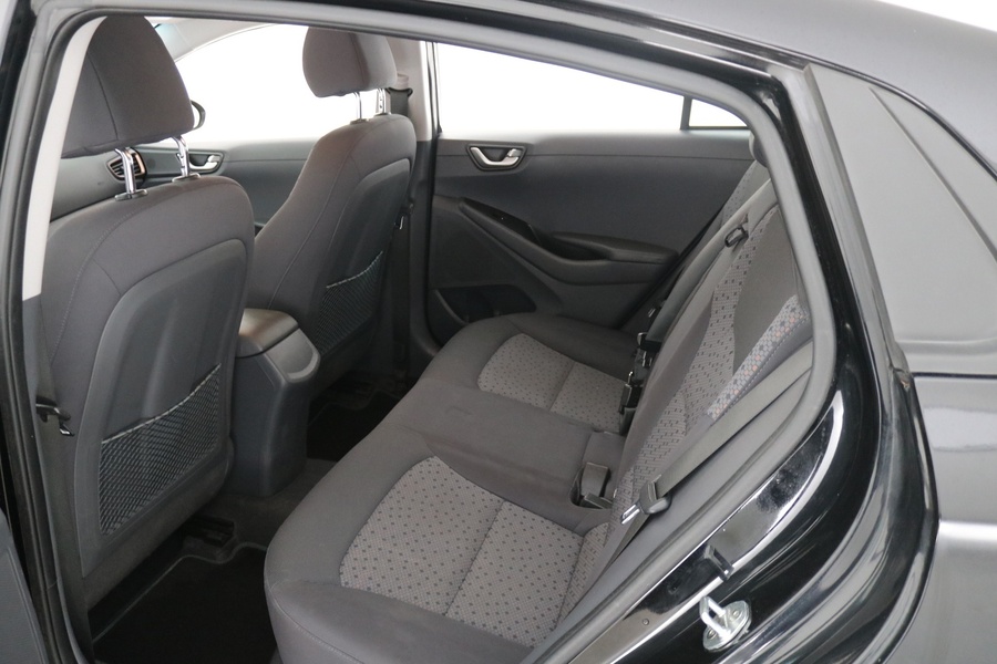 Hyundai IONIQ electric vaihtoauto