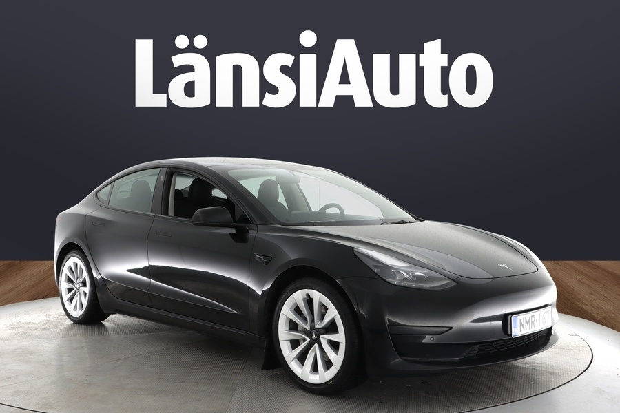 Tesla Model 3 vaihtoauto
