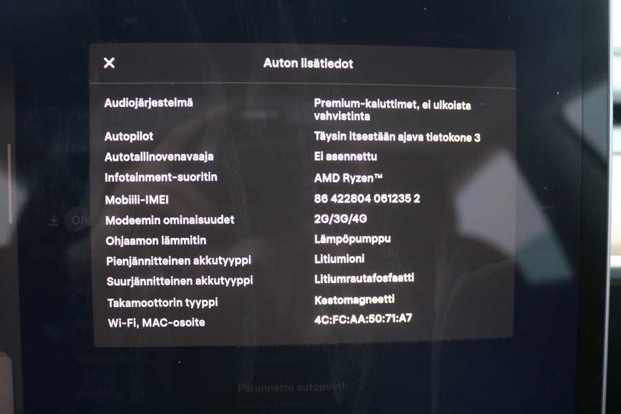 Tesla Model 3 vaihtoauto