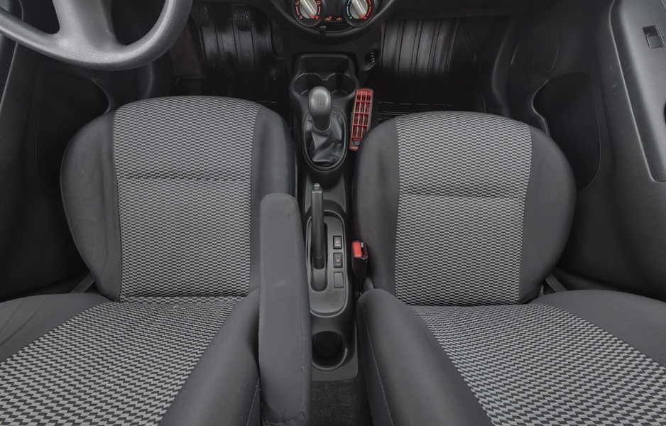 Nissan Micra vaihtoauto