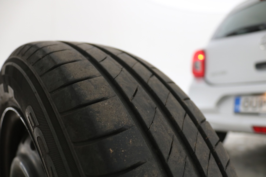 Nissan Micra vaihtoauto