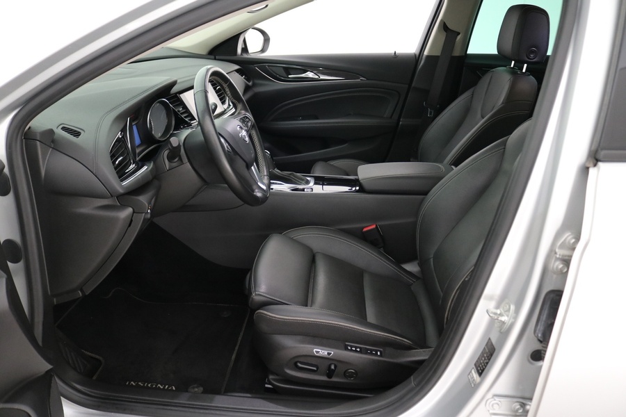 Opel Insignia vaihtoauto