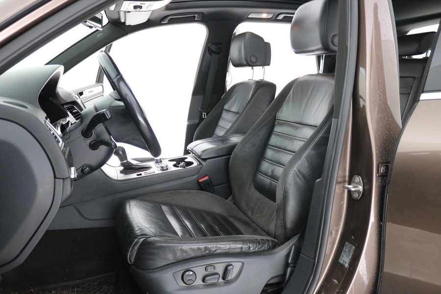 Volkswagen Touareg vaihtoauto