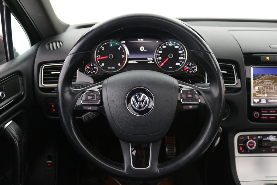 Volkswagen Touareg vaihtoauto