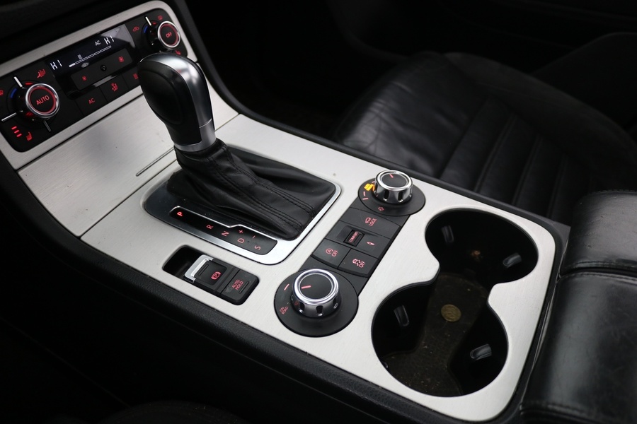 Volkswagen Touareg vaihtoauto