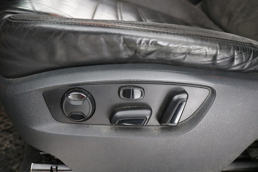 Volkswagen Touareg vaihtoauto