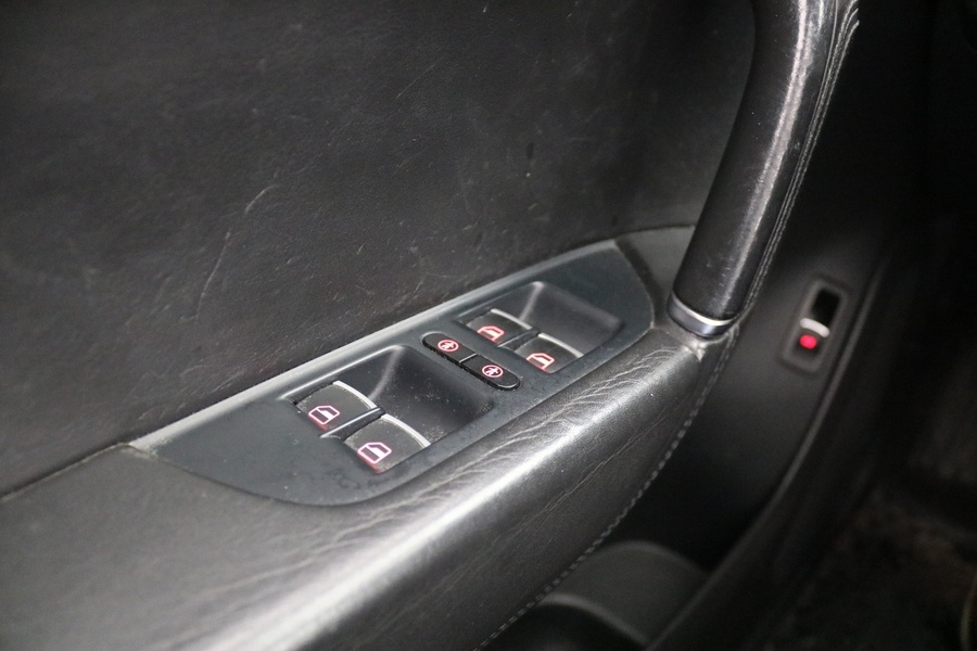 Volkswagen Touareg vaihtoauto