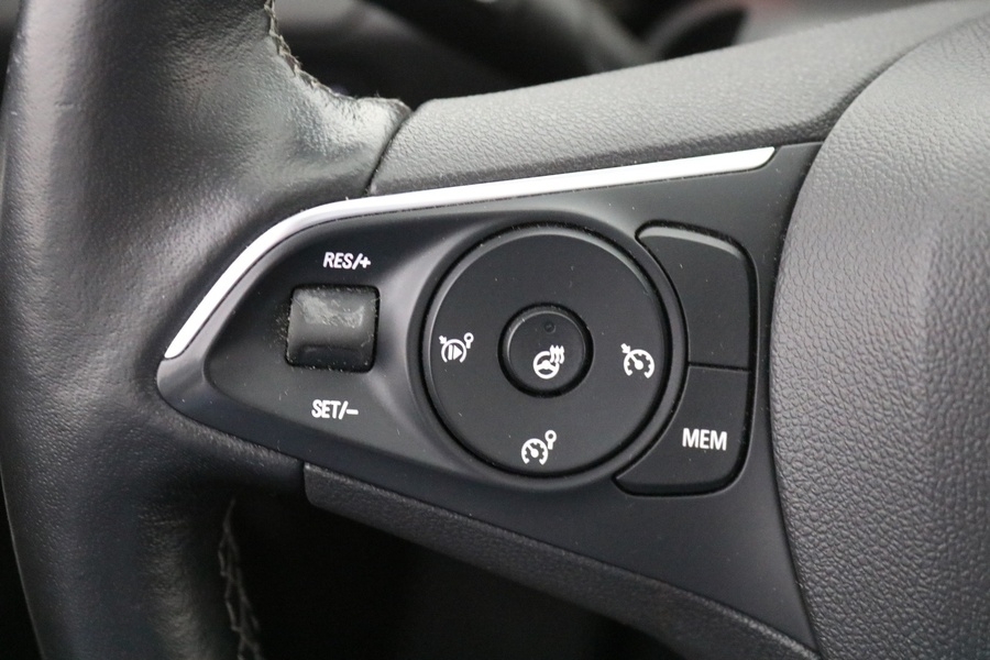Opel Grandland X vaihtoauto