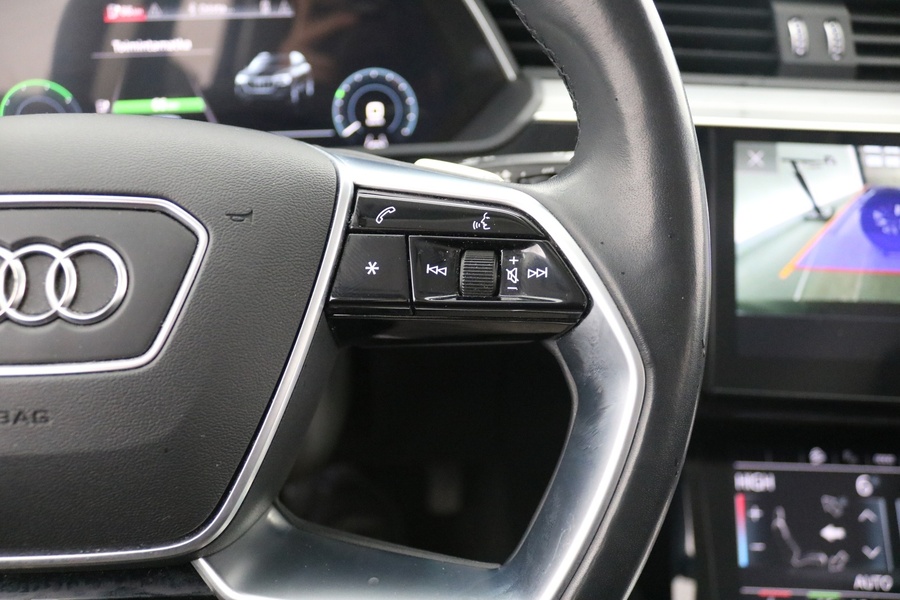 Audi e-tron vaihtoauto