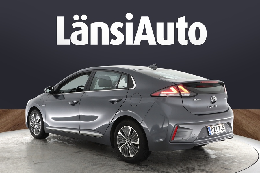 Hyundai IONIQ plug-in vaihtoauto