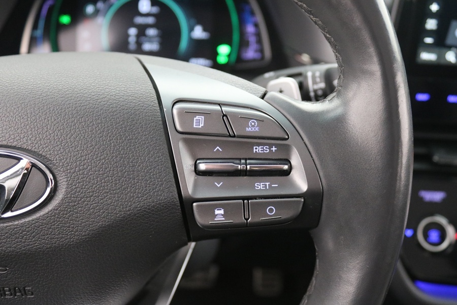 Hyundai IONIQ plug-in vaihtoauto