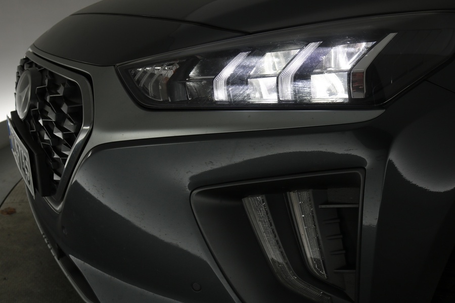 Hyundai IONIQ plug-in vaihtoauto