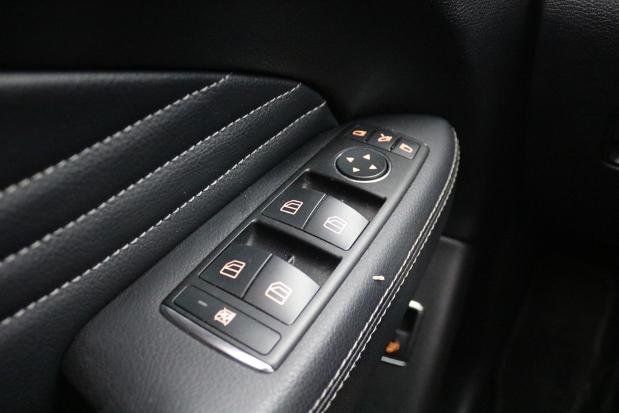 Mercedes-Benz ML vaihtoauto