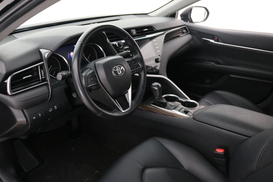 Toyota Camry vaihtoauto