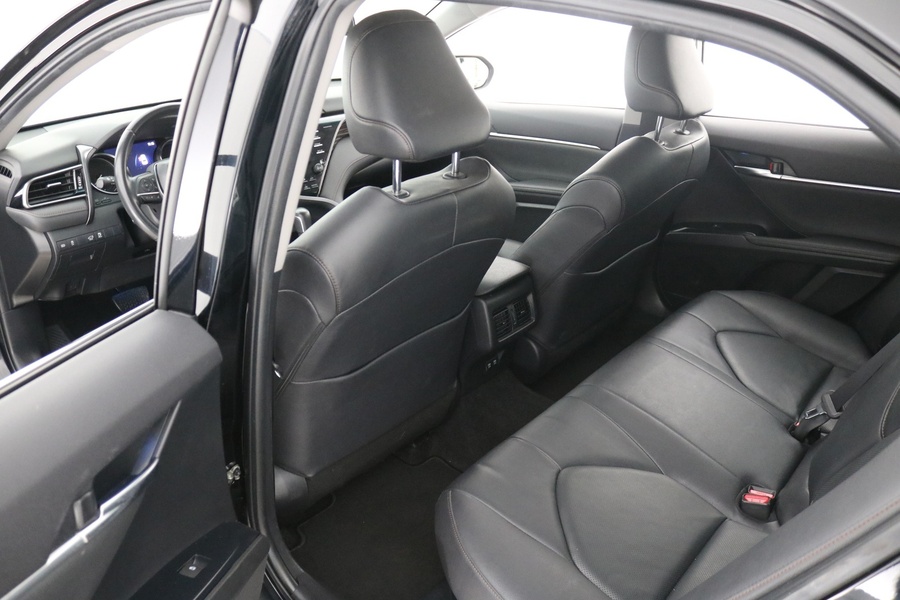 Toyota Camry vaihtoauto