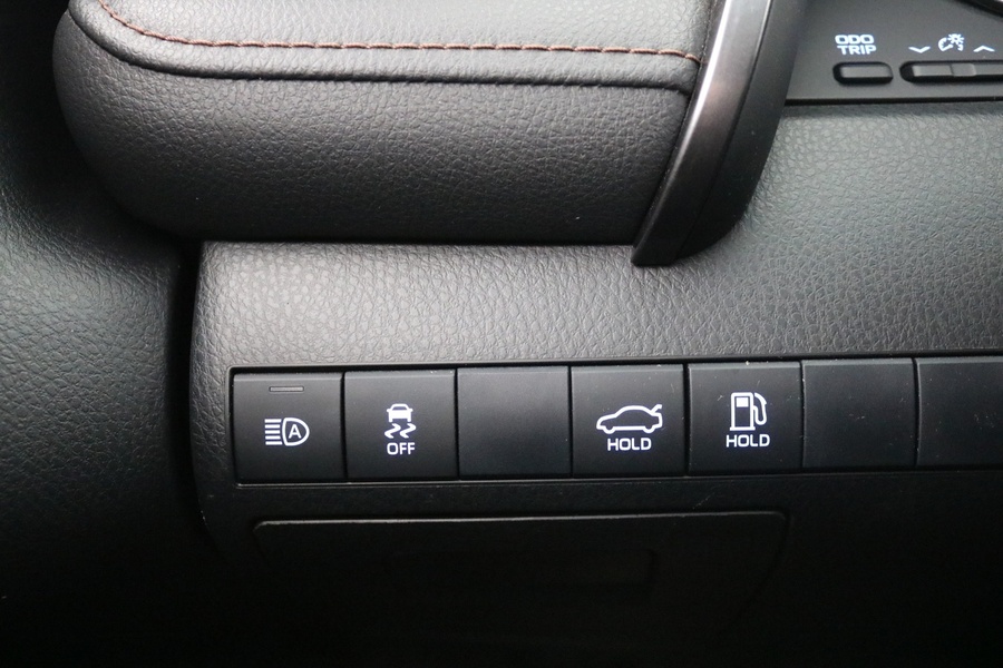 Toyota Camry vaihtoauto