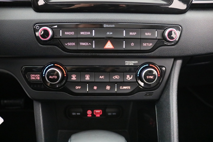 Kia Niro plug-in vaihtoauto