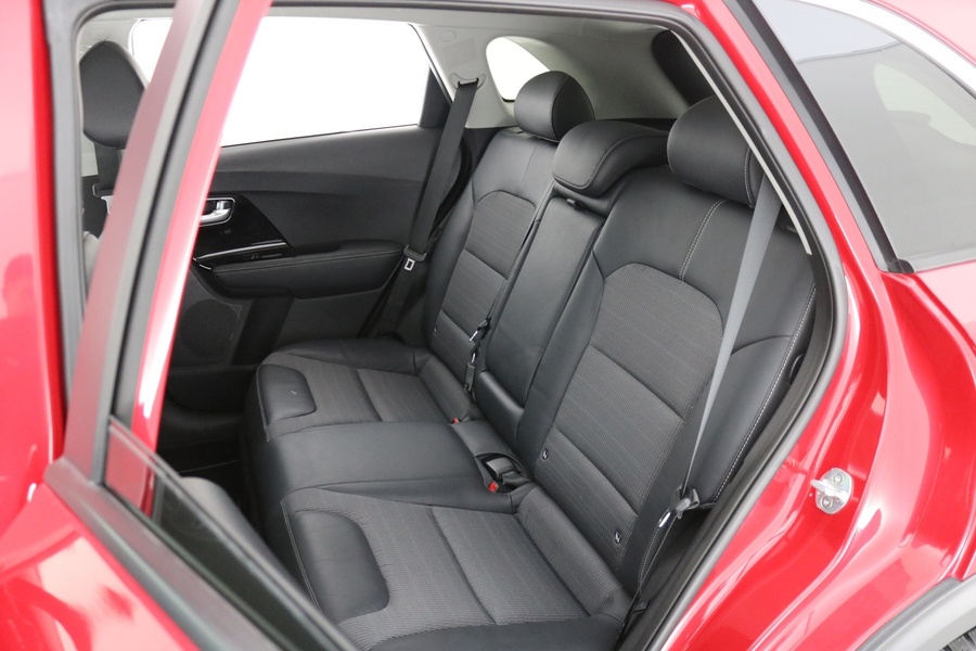 Kia Niro plug-in vaihtoauto