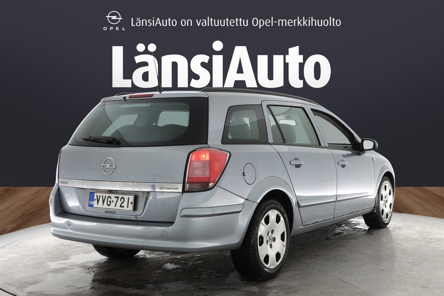 Opel Astra vaihtoauto