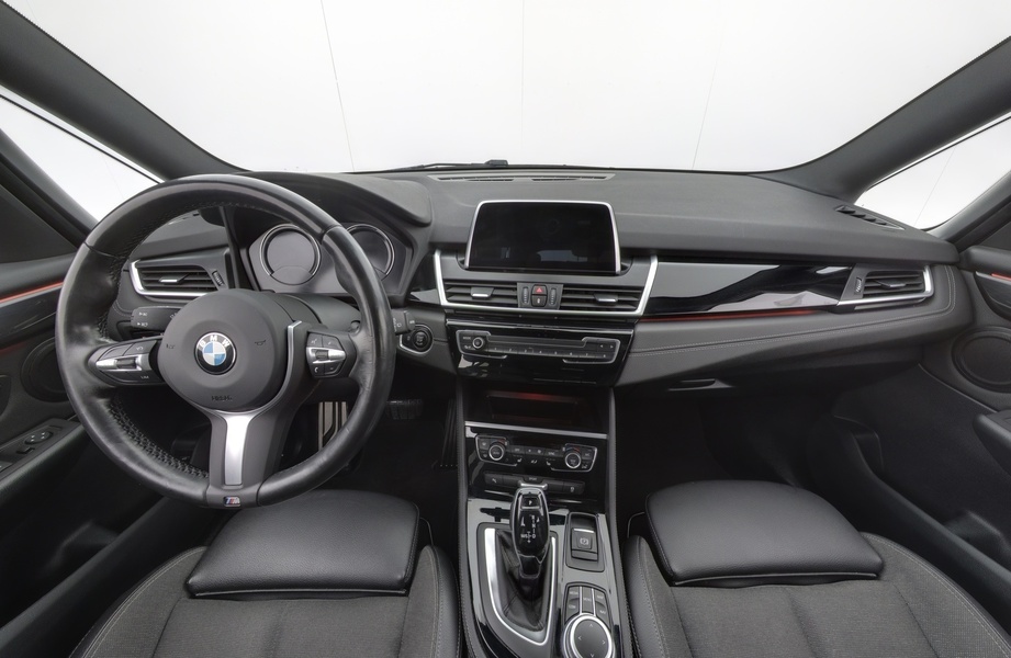 BMW 218 vaihtoauto